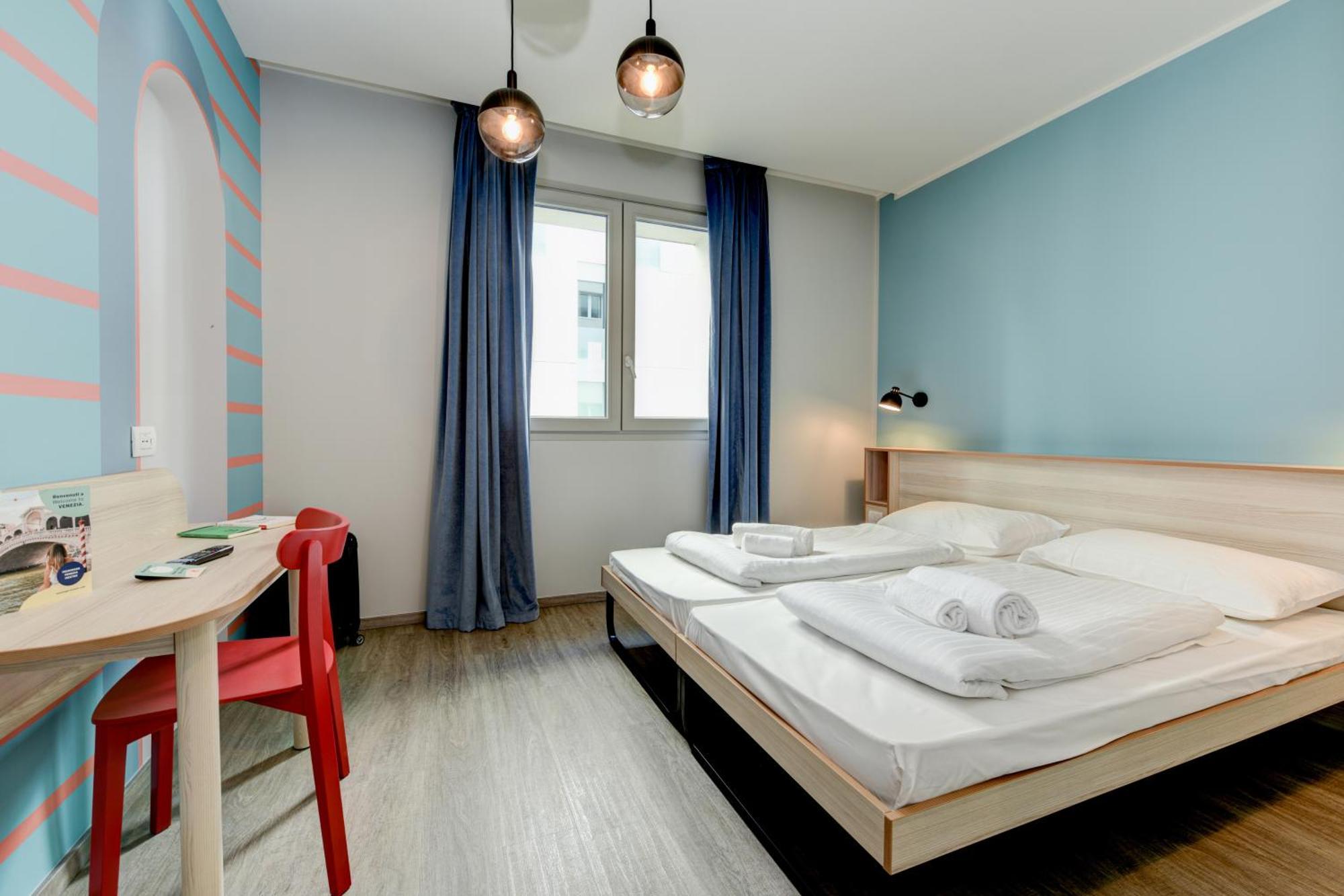 Meininger Venezia Mestre Exterior photo